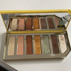 Too faced pineapple palette